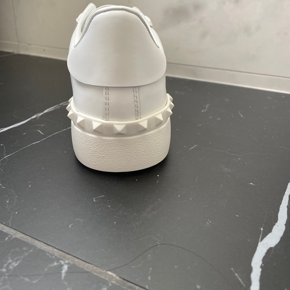 Valentino Rockstud women’s sneakers size 41 - Picture 5 of 9